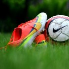 Hoe kun je je voetbalschoenen het beste onderhouden?