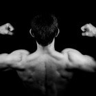 Nekspieren: train je nek en schouders met deze oefeningen