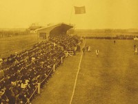 Het stadion van Haarlem in 1907 / Bron: HFC Haarlem, Wikimedia Commons (Publiek domein)
